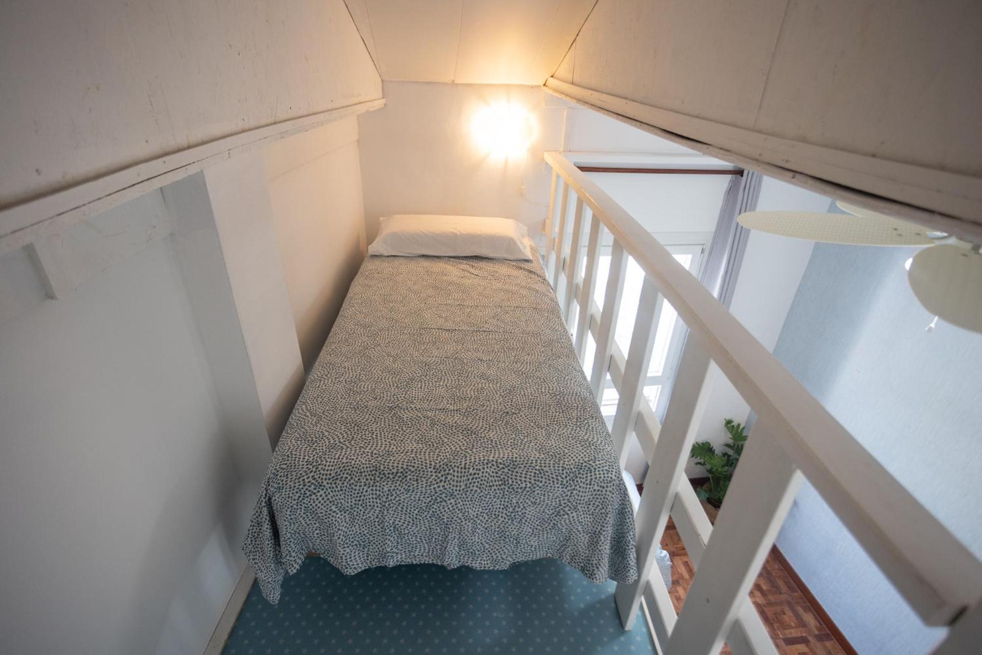 Naim Guest House Malaga Centro Экстерьер фото