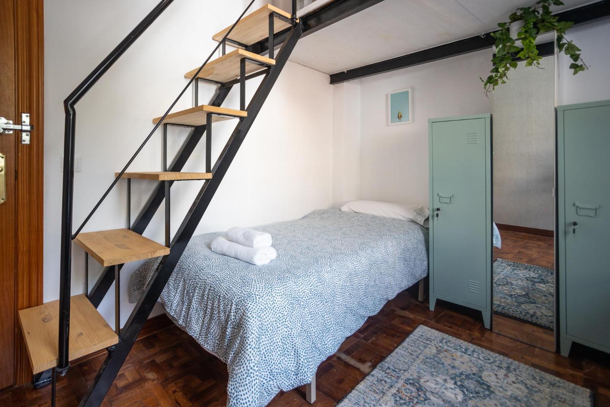 Naim Guest House Malaga Centro Экстерьер фото