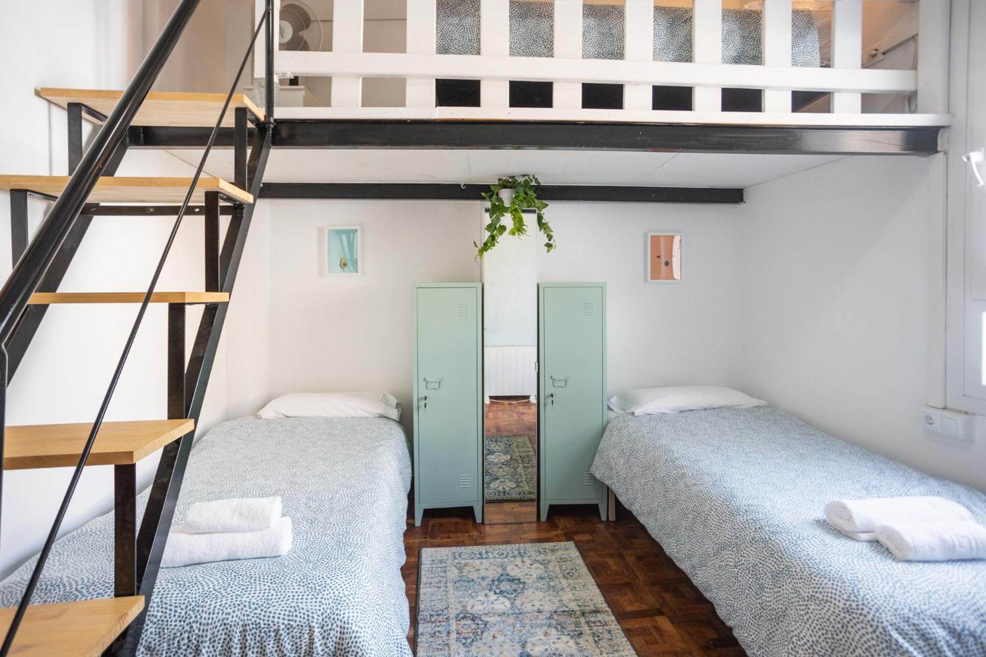 Naim Guest House Malaga Centro Экстерьер фото