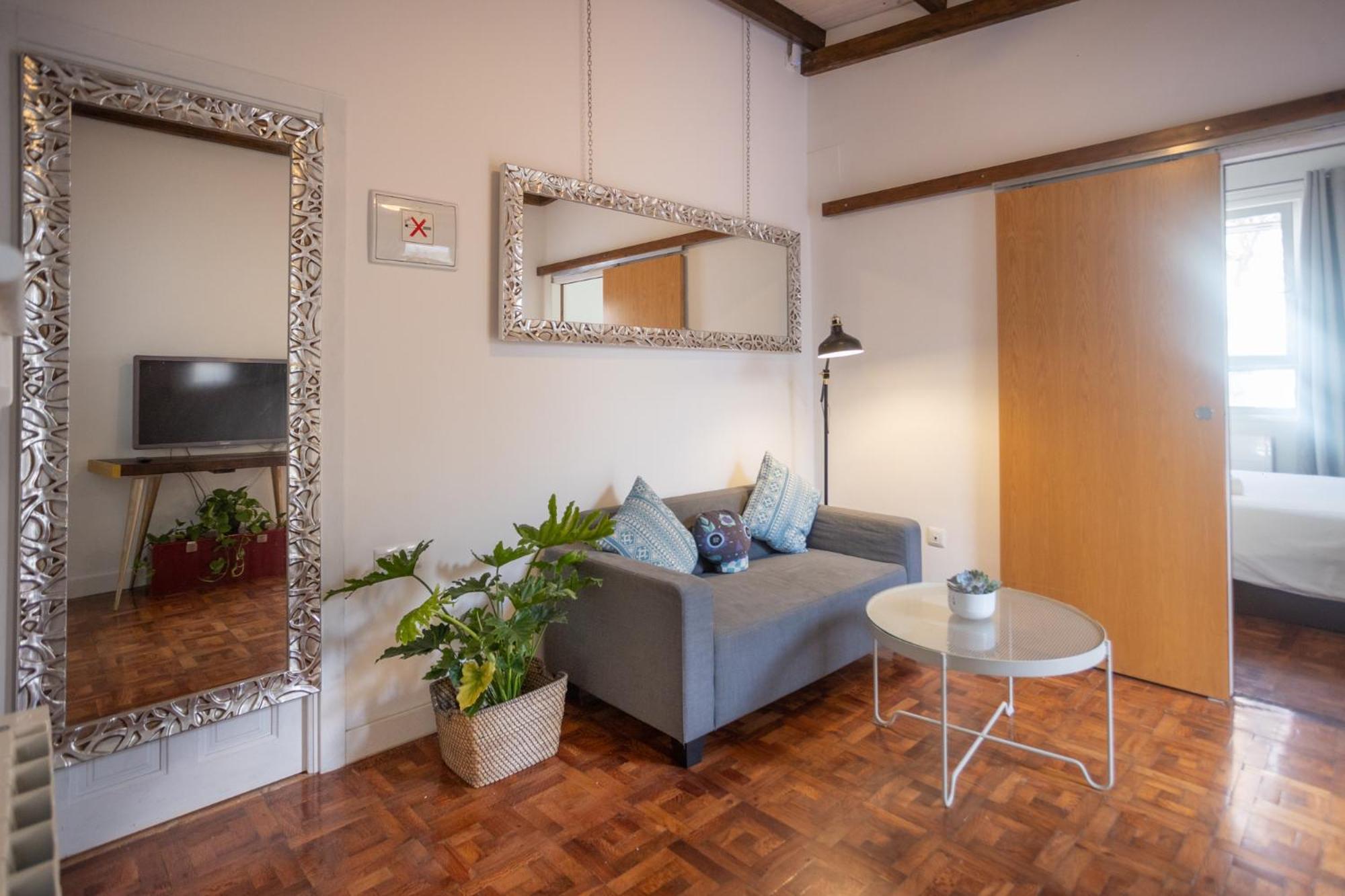 Naim Guest House Malaga Centro Экстерьер фото