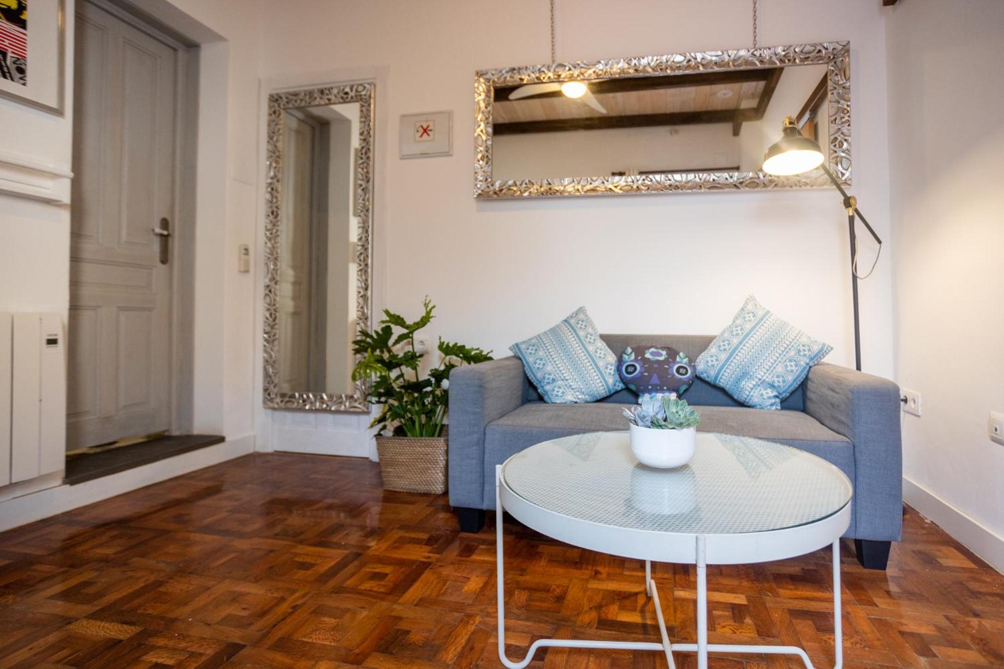 Naim Guest House Malaga Centro Экстерьер фото